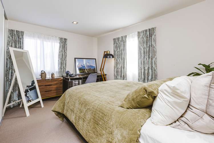 65 Mandival Avenue Flat Bush_12