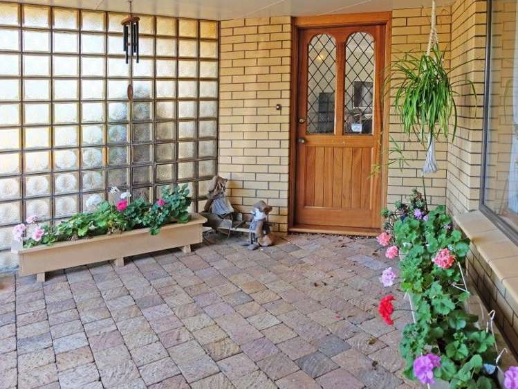 7 Stoneleigh Lane Waikiwi_18