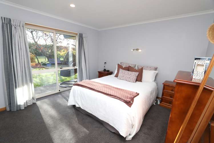 306 Beach Road East Elgin_15