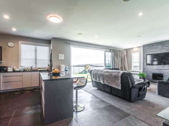 29 Magnolia Rise Waipahihi_3