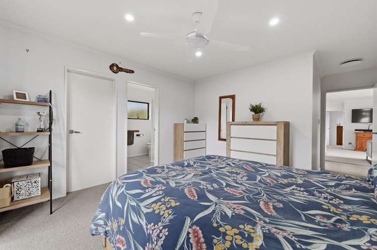 93 Orion Drive Welcome Bay_15