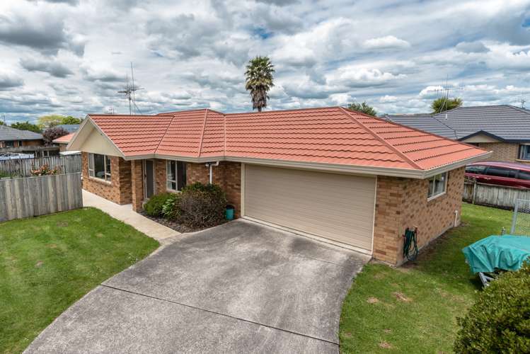 15 Farnborough Drive Nawton_13