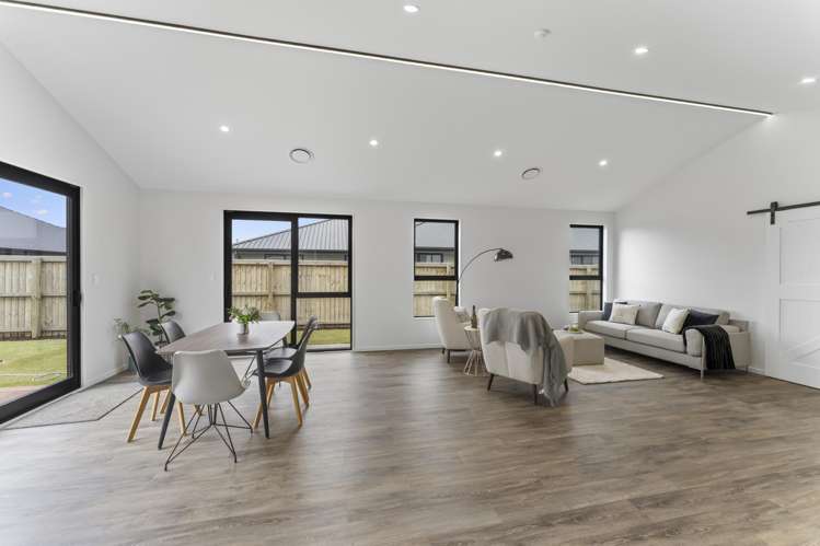 11 Lorenzos Lane Halswell_14