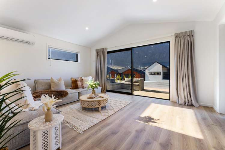 30 Grain Close Jacks Point_8