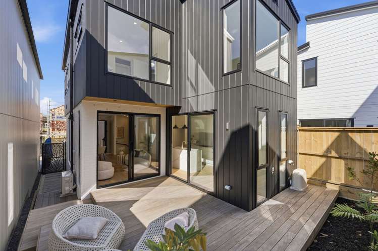 102E Te Oneroa Way Long Bay_16