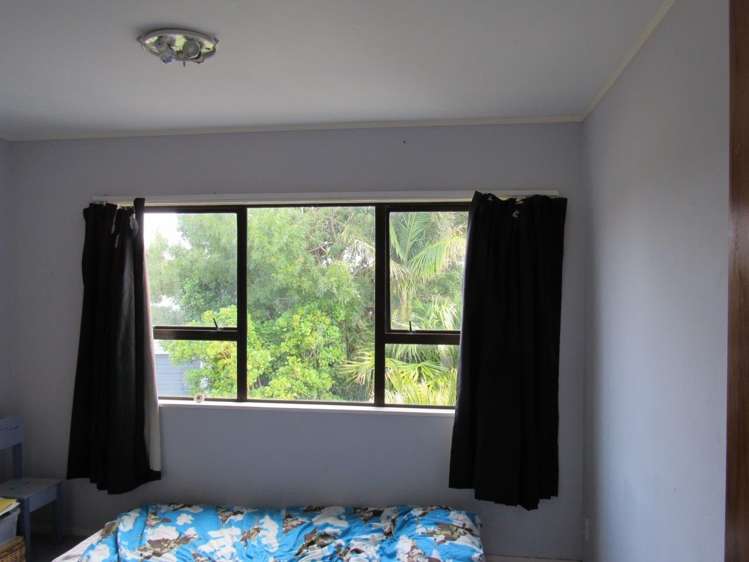 18 Karaka Road Beachlands_9