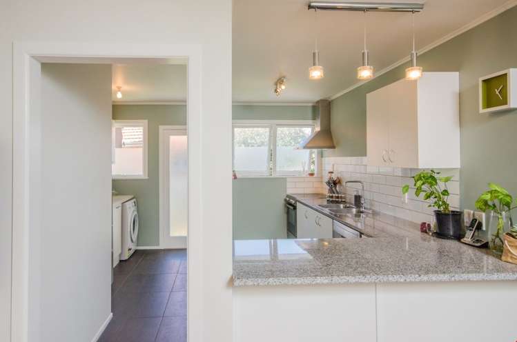 1/2 Alanbrooke Crescent Avondale_10