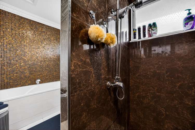 107 Gordon Road Pollok_27