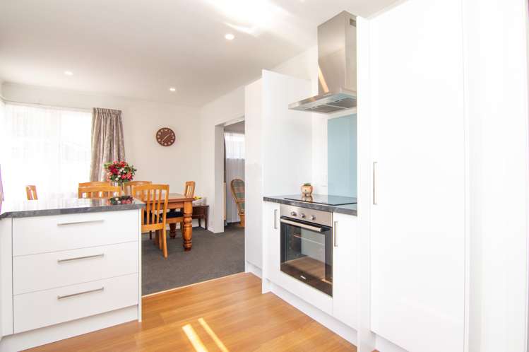 5 Sefton Avenue Highbury_2