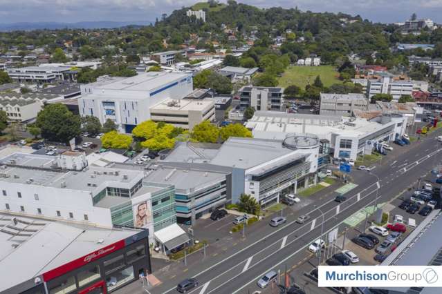 19 Great South Road Epsom_1