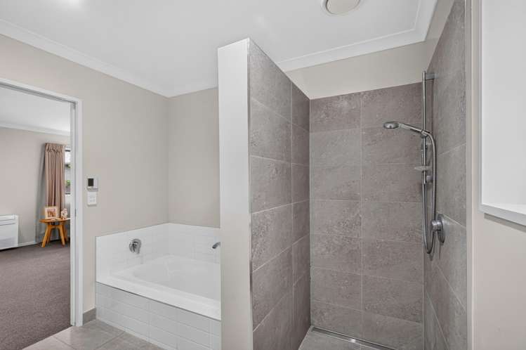 2/7 Gibbs Place Halswell_12