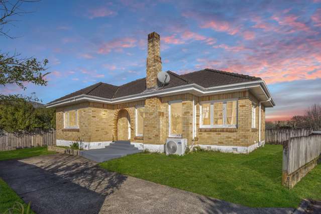 Solid Freehold Home or Investment | 5.2% Yield