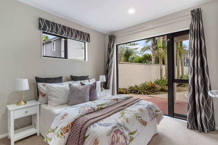 2/4 Rogers Avenue Eastern Beach_18