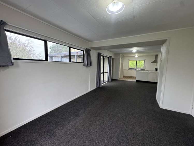 63 Santiago Crescent Unsworth Heights_2