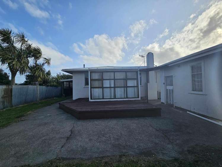  18 Ashton Terrace Castlecliff_16