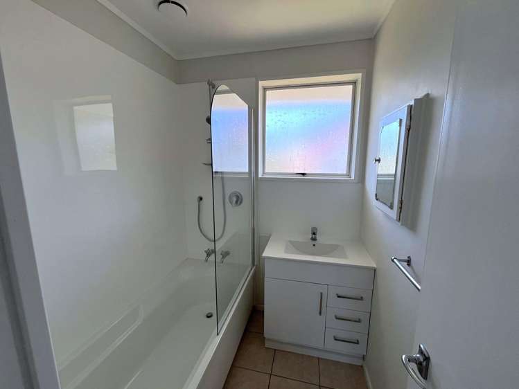 3/10 Phoenix Place Papatoetoe_19