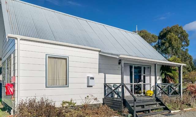 TURANGI - 2 BEDROOM