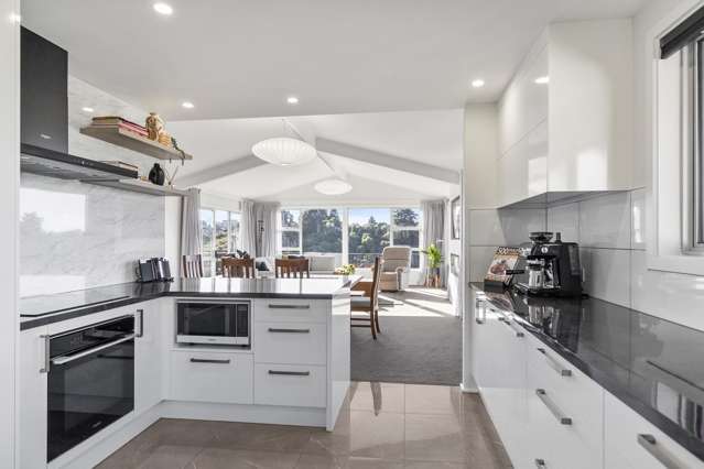 Luxury Living & Unbeatable Views