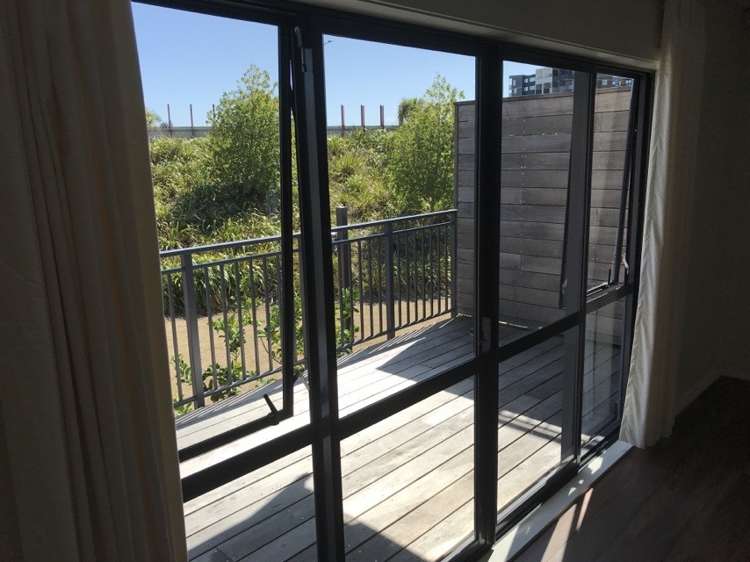 9/6 Ambrico Place New Lynn_7