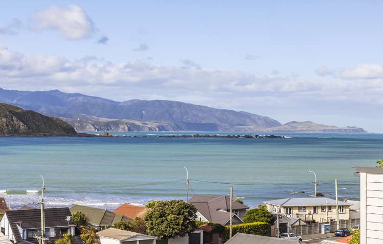 216c Sutherland Road Lyall Bay_15