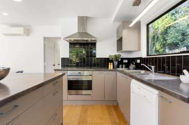42A Woodlands Crescent_2