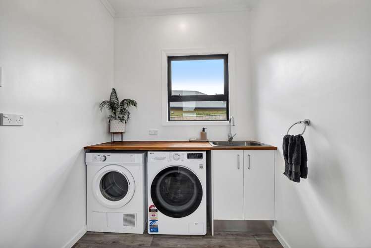 261 Coronation Avenue Welbourn_15