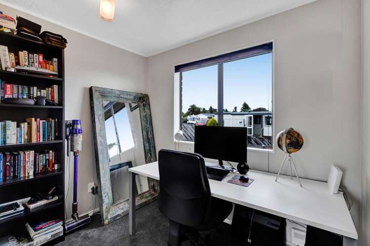 17 Caledonia Place Highlands Park_16