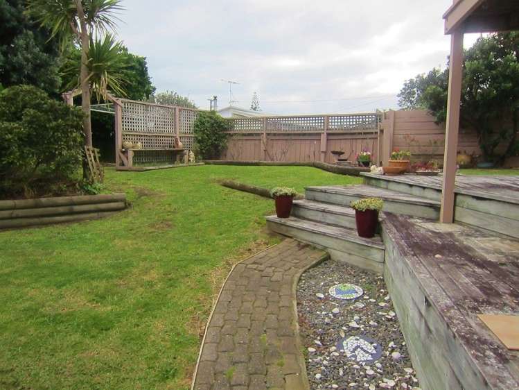 63 Ngapaki Street Waikanae Beach_19