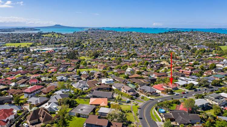 73 Bradbury Road Botany Downs_19