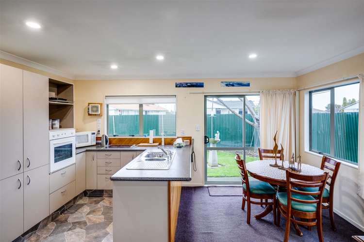 91 Wycliffe Street Onekawa_20