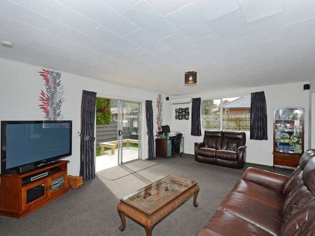 114 California Drive Totara Park_4