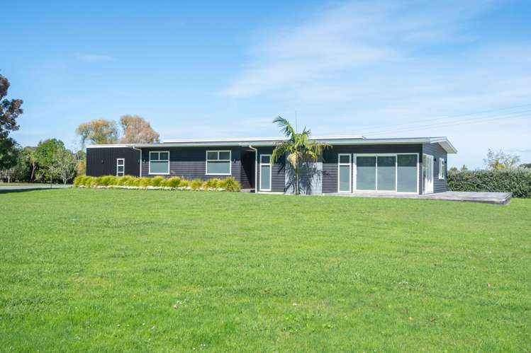 32 Royd Road West Gisborne_3
