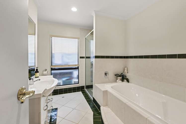 33 Mauritius Key Papamoa_16