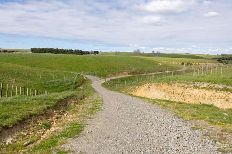 56 Managhs Road Halcombe_7