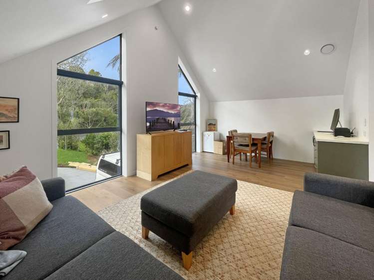 42 Saxton Road 10844_15