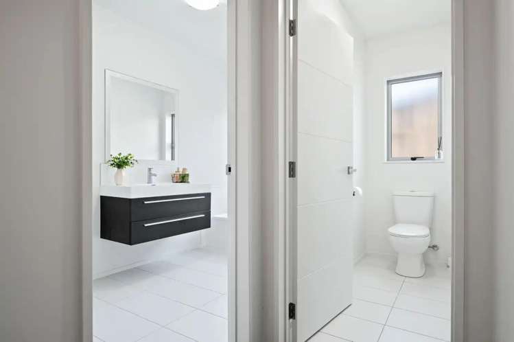 6 Kingston Court 2743_12