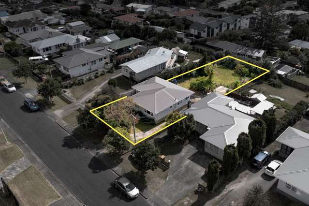 26 Huruhuru Road Massey_2