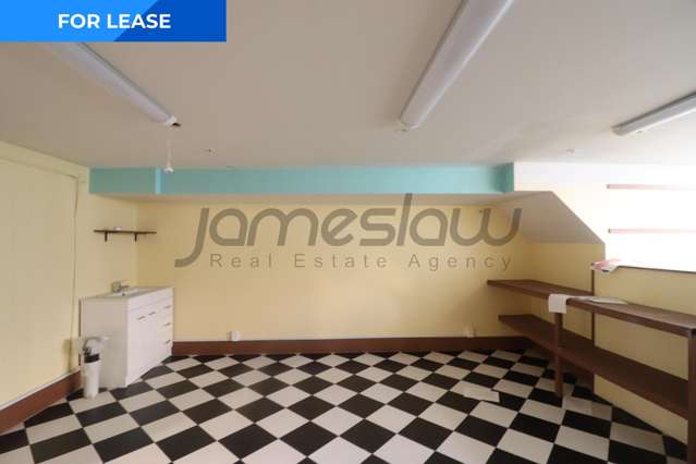 36m2 Queen St Retail + extra storage 3 months FREE