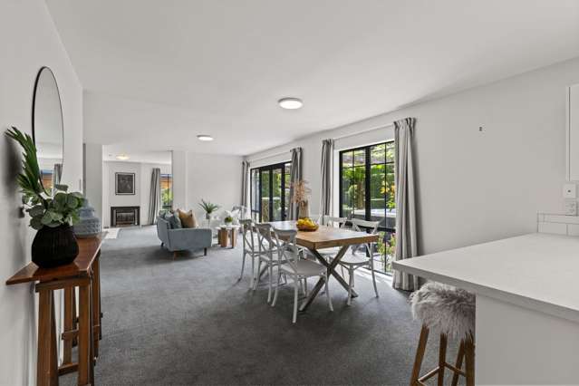 61 Travis Country Drive Burwood_2