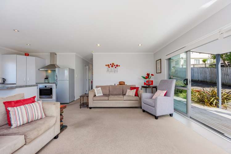 11a Rishworth Avenue Stanmore Bay_9