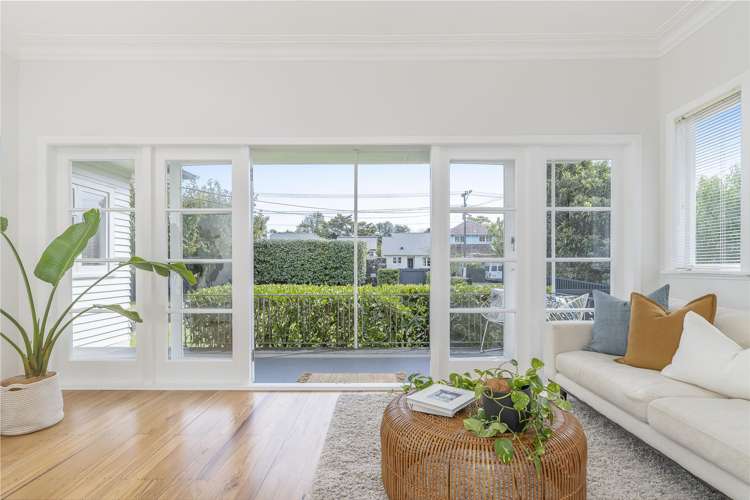 272 Sandringham Road_2