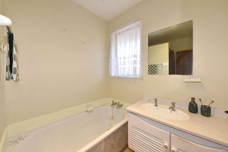2/61 Hope Street Shirley_14