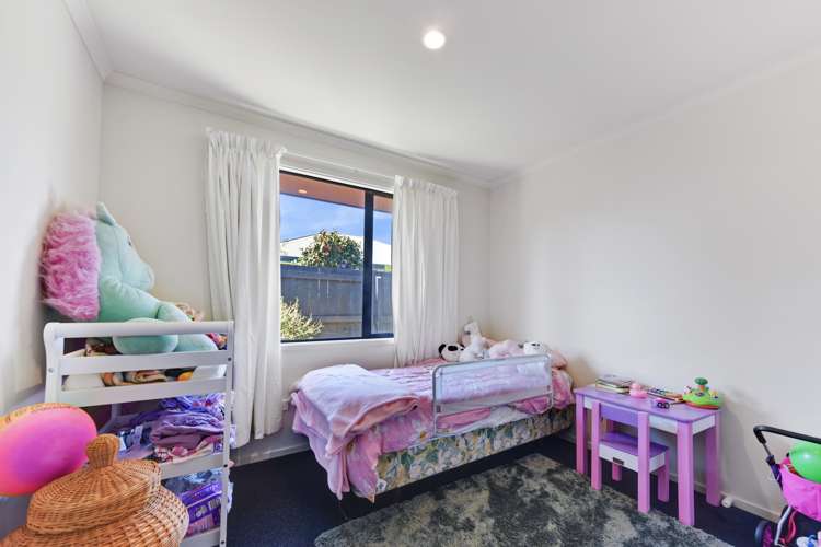 18 Monaco View Stoke_16