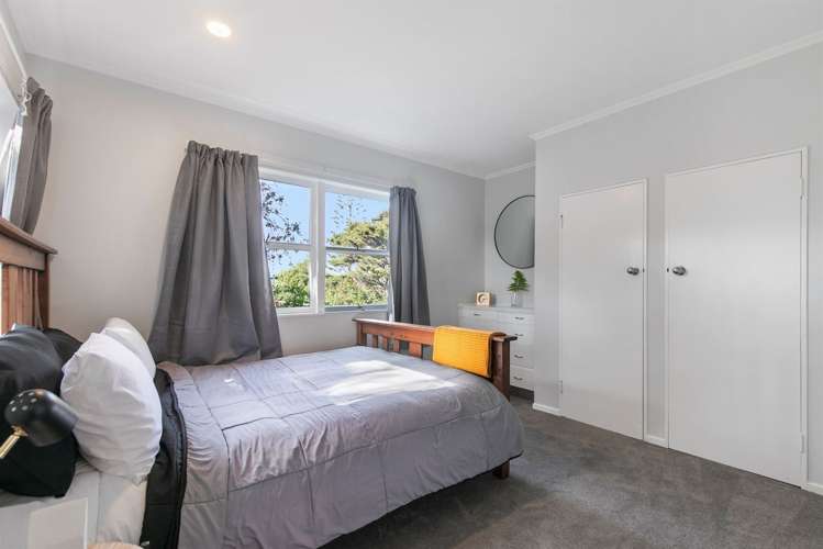 1/618 Glenfield Road Bayview_9