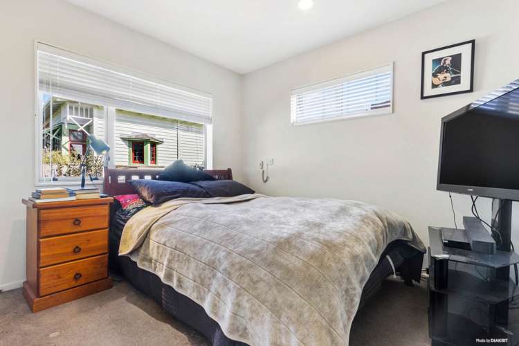 21/68 Fonteyn Street Avondale_7