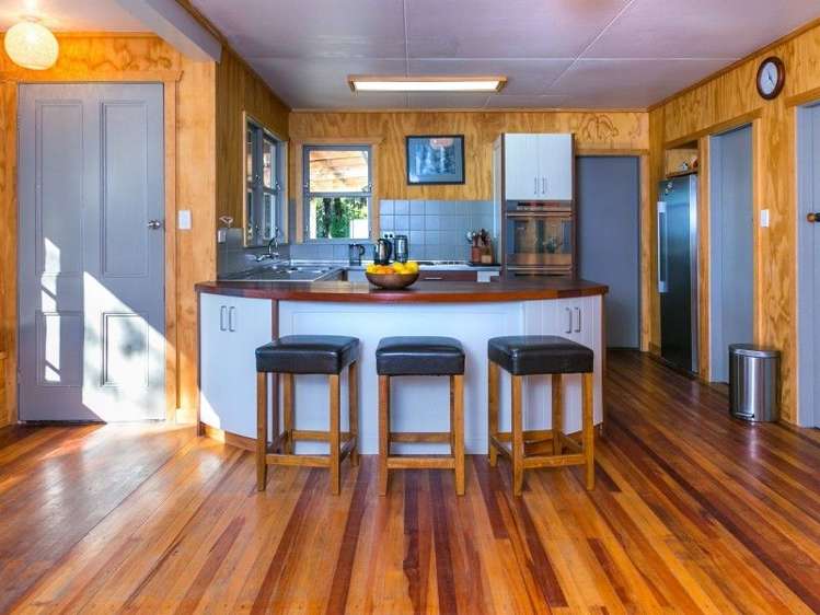 528 Moetapu Bay Road Anakiwa and Surrounds_8