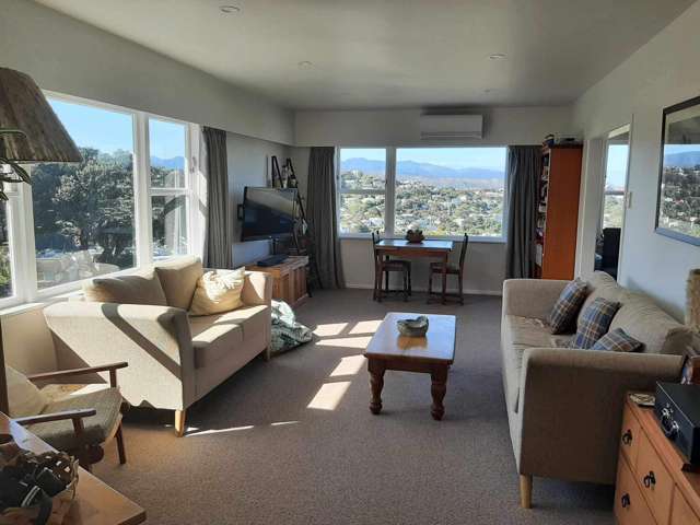 97 Akaroa Drive Maupuia_1