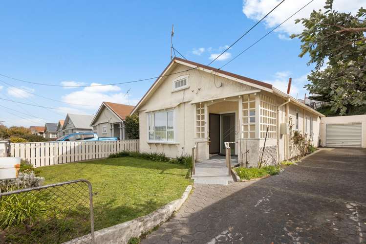 32 Bridge Street Rongotai_11