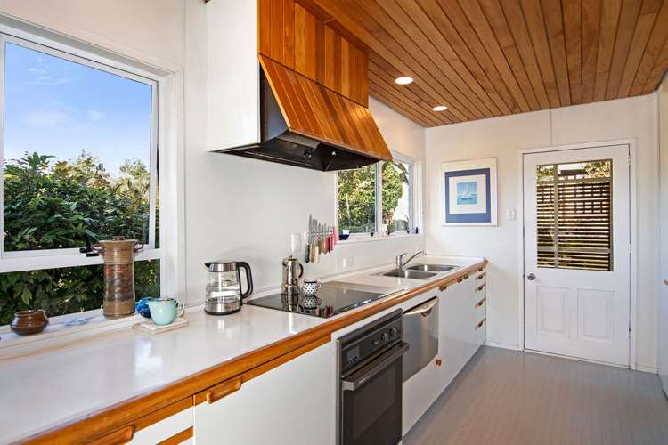 71 The Ridgeway Stoke_7