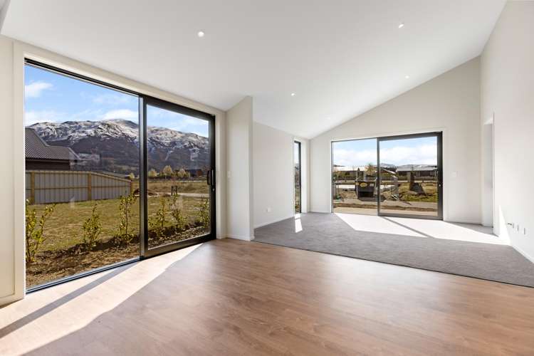 22 Riley Street Lake Hawea_6